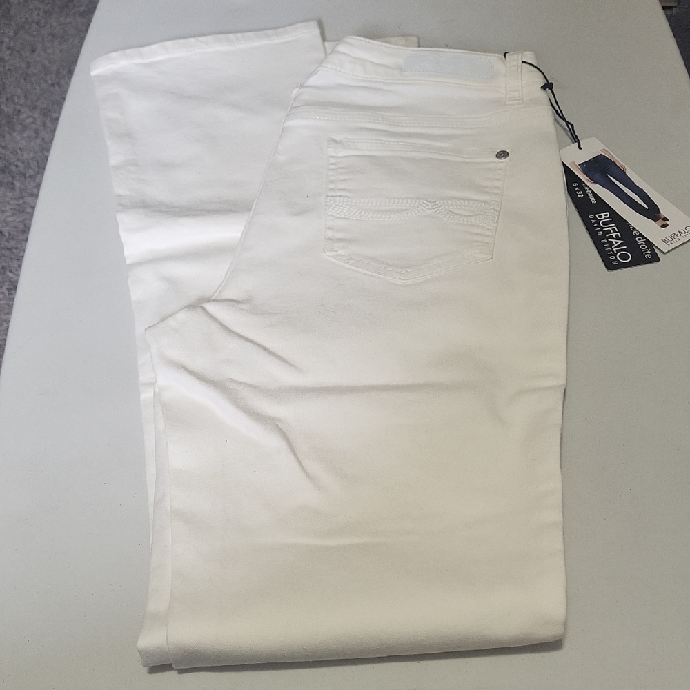 Buffalo David Bitton Misha Straight Leg Jeans, White, Size 6/32" Inseam NWT